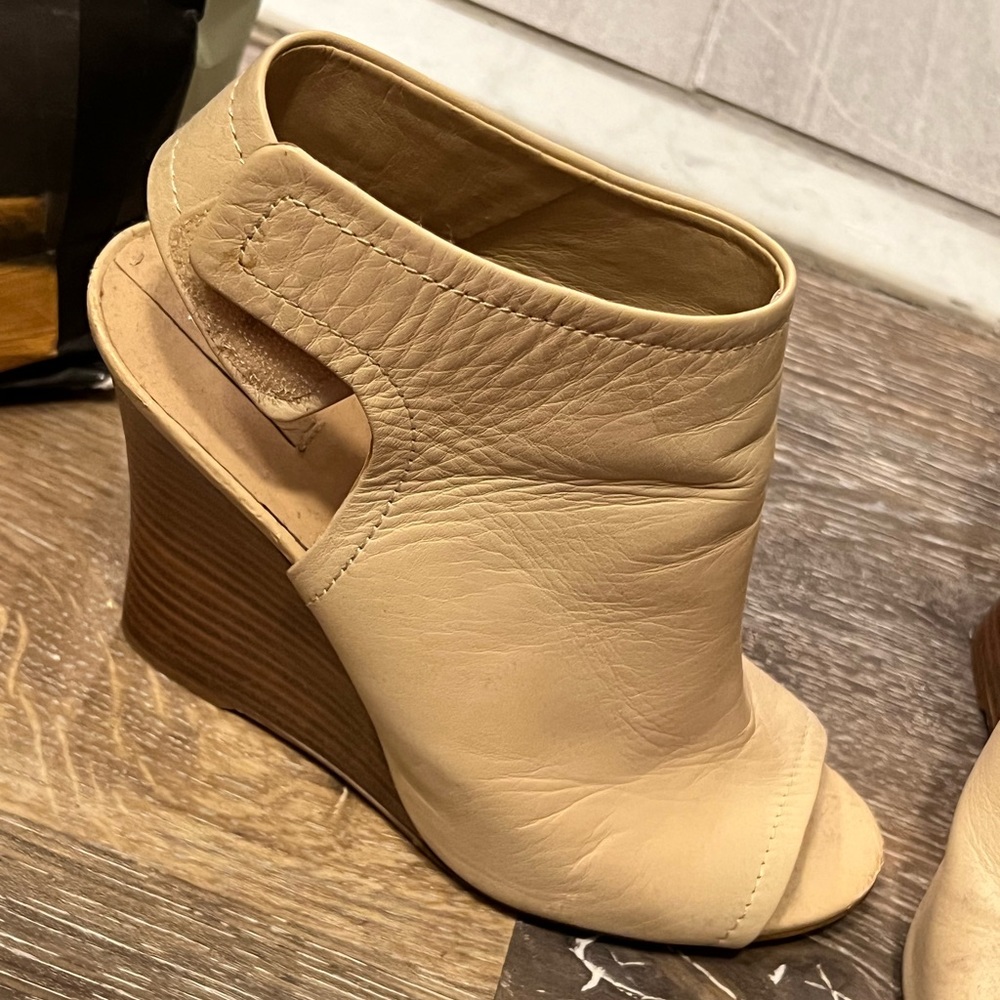 Beige Velcro bootie peep toe Aldo size 9